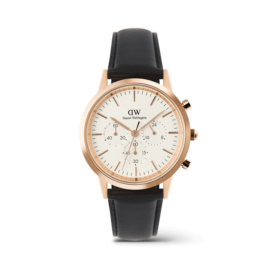 The Watch: Style 18 42mm