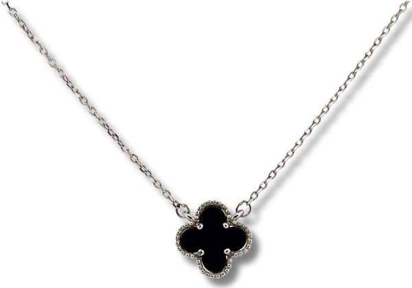 Clover Pendant Necklace