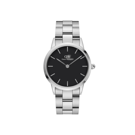 The Watch: Style 8 40mm